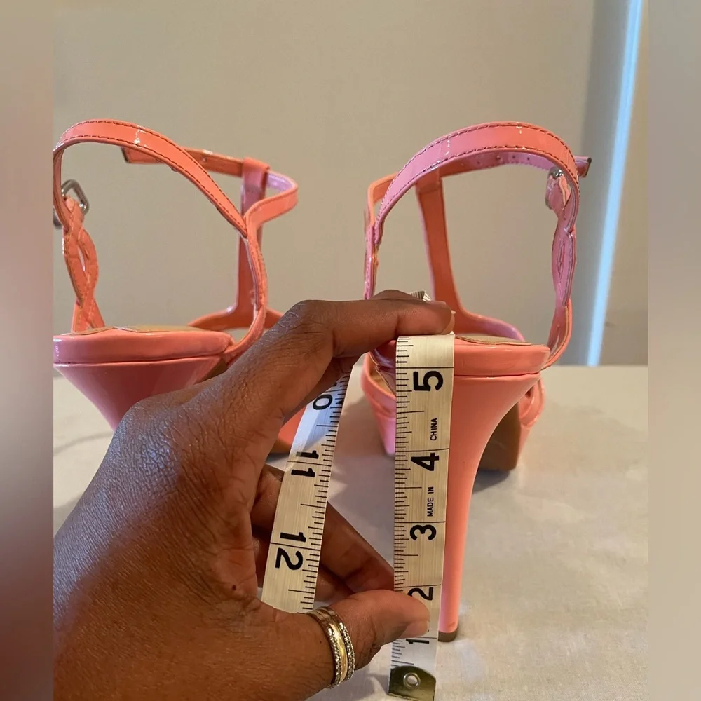 Gianni Bini Coral Patent T-Strap Platform High Heels